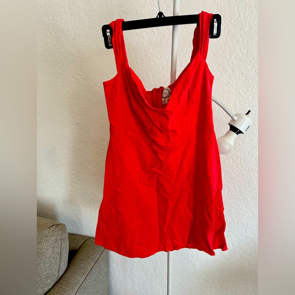 Red tank top.